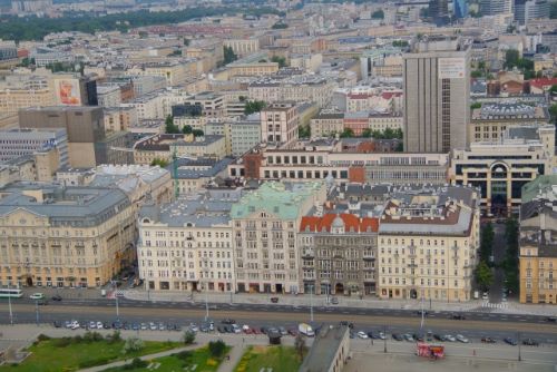 ポーランドのエネルギーシステムにワイパー攻撃　トゥスク首相、ロシアを非難